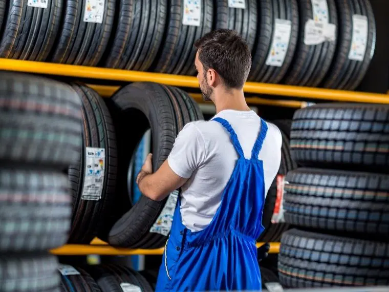 Palandöken Oto Lastikçi